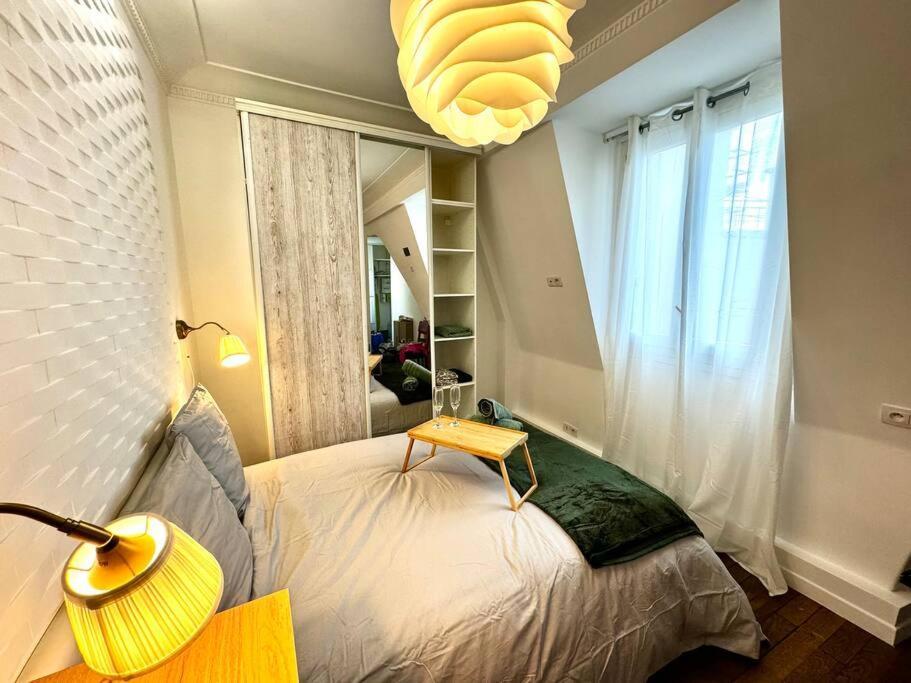 Champs-Elysees - Suite For 2 People Paris Exterior photo